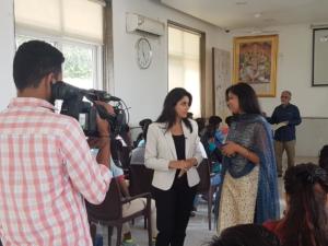 Inspiring Mantras Medias Shikha_Saxena_with_Prime_news